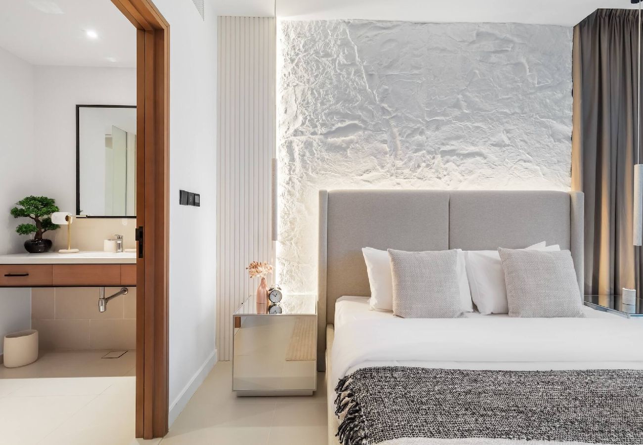 Apartment in Dubai - Vida 4007
