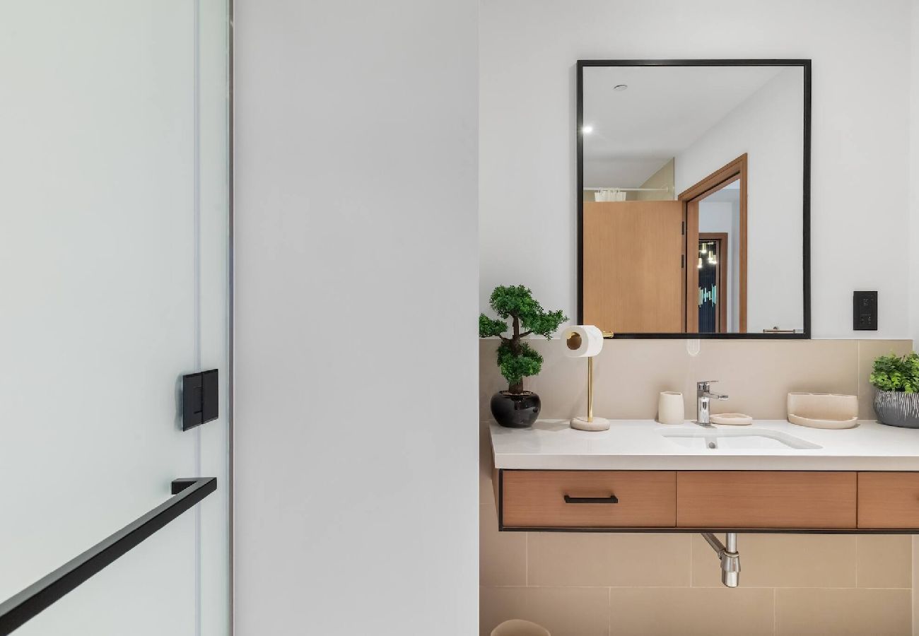 Apartment in Dubai - Vida 4007