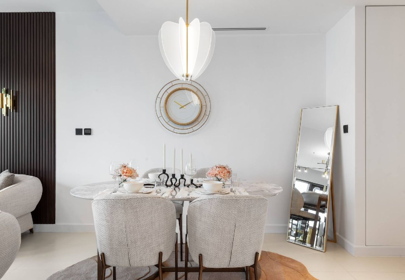 Apartment in Dubai - Vida 4007