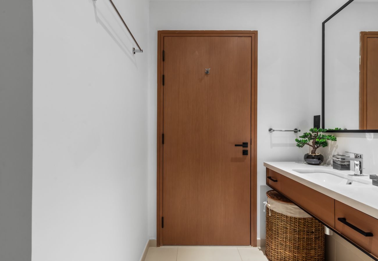 Apartment in Dubai - Vida 3802