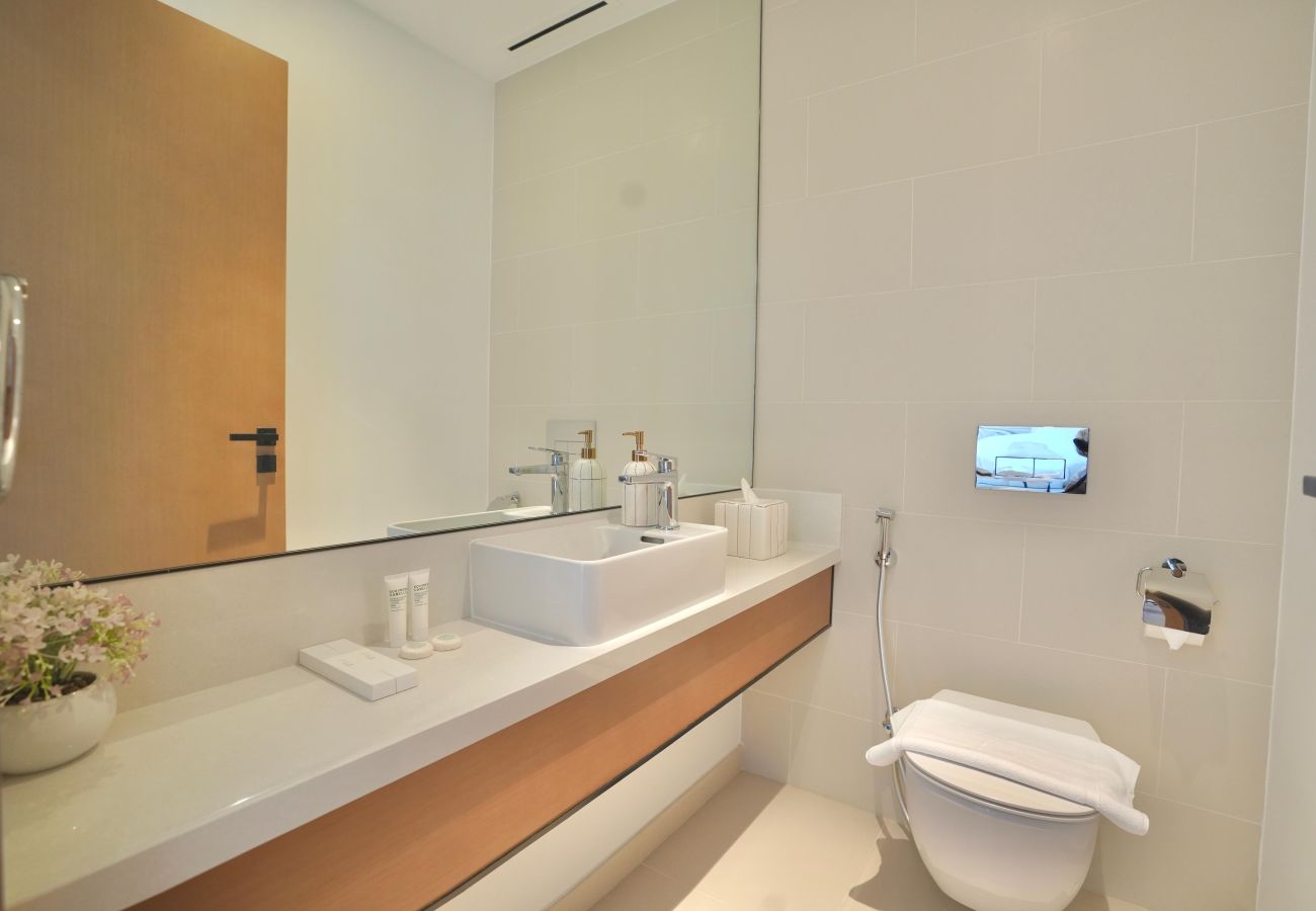 Apartment in Dubai - Vida 2307