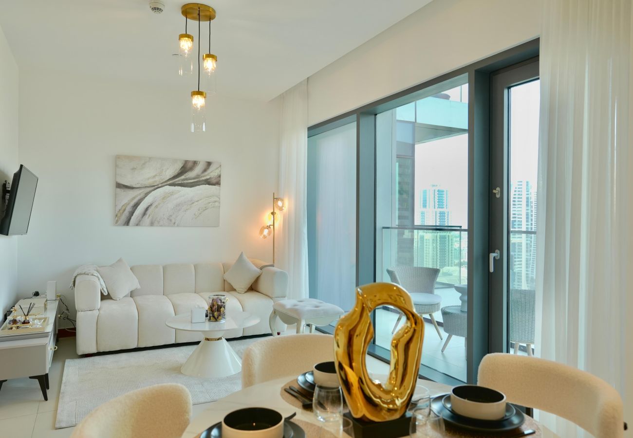 Apartment in Dubai - Vida 2307
